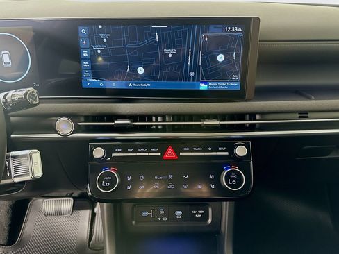 New 2026 Hyundai Tucson Limited FWD image 12