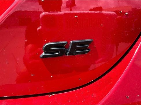 Used 2024 Toyota Camry SE image 40