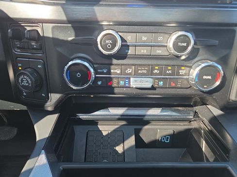 Used 2024 Ford F350 Lariat w/ Lariat Ultimate Package image 29