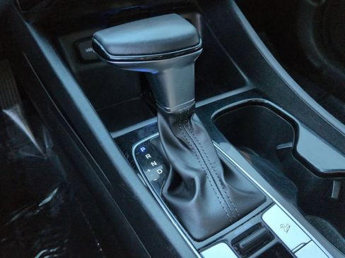 Used 2022 Hyundai Santa Cruz Limited image 35