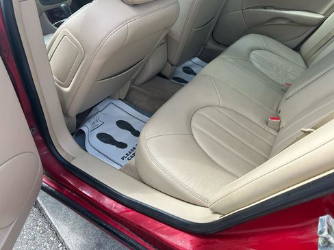 Used 2008 Buick Lucerne CXL FWD image 9