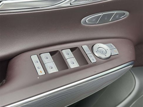 Certified 2023 Genesis GV70 2.5T Advanced w/ Advanced Package image 14