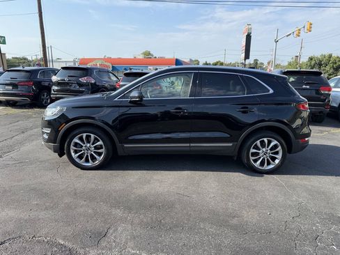 Used 2018 Lincoln MKC Select w/ Select Plus Package AWD/4WD image 2