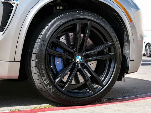 Used 2017 BMW X5 M image 59