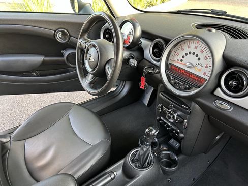 Used 2013 MINI Cooper Hardtop FWD image 32