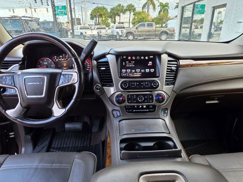 Used 2016 GMC Yukon Denali w/ Open Road Package image 24