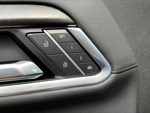 Used 2025 GMC Sierra 3500 Denali w/ Denali Reserve Package image 13