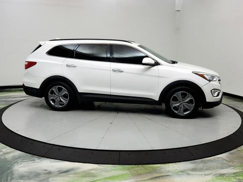 Used 2016 Hyundai Santa Fe SE AWD/4WD image 4