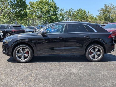 Used 2019 Audi Q8 Premium Plus w/ Premium Plus AWD/4WD image 8