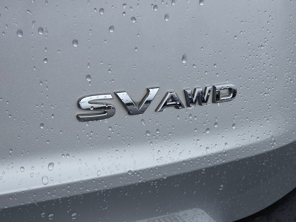 Used 2023 Nissan Rogue SV AWD/4WD image 12