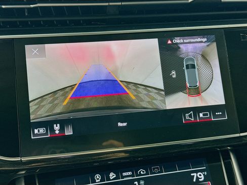 Used 2022 Audi Q7 3.0T Premium Plus image 3