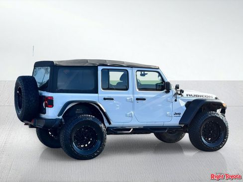Used 2018 Jeep Wrangler Unlimited Rubicon w/ LED Lighting Group AWD/4WD image 4
