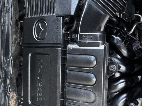 Used 2013 MAZDA MAZDA2 Touring image 21