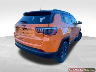 New 2026 Jeep Compass Limited w/ Sun, Sound & Navigation Group video 3