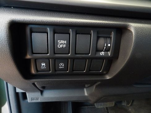 Used 2023 Subaru Forester AWD/4WD image 26