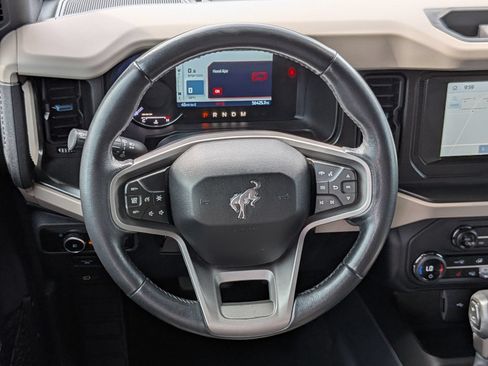 Used 2023 Ford Bronco Wildtrak AWD/4WD image 29