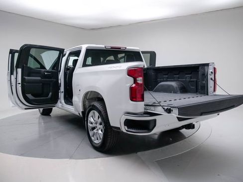 Used 2022 Chevrolet Silverado 1500 Custom AWD/4WD image 19