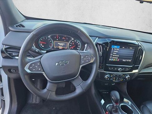Used 2023 Chevrolet Traverse RS image 14