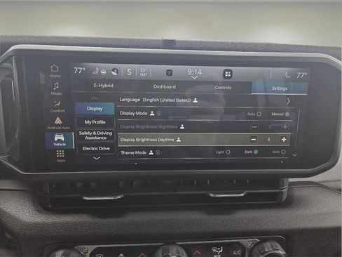 Used 2025 Jeep Wrangler Willys image 16