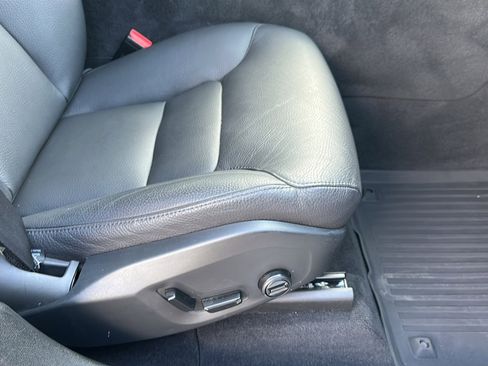 Used 2023 Volvo XC60 B5 Plus w/ Climate Package image 25