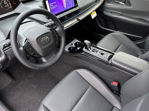 New 2026 Toyota Prius XLE image 10