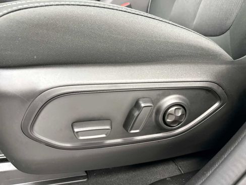 New 2026 Jeep Grand Cherokee Laredo X AWD/4WD image 20