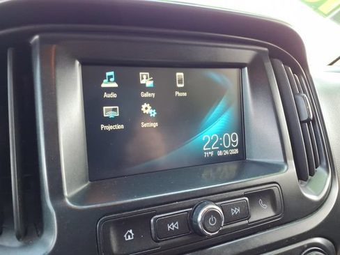 Used 2018 Chevrolet Colorado W/T w/ WT Convenience Package RWD image 25