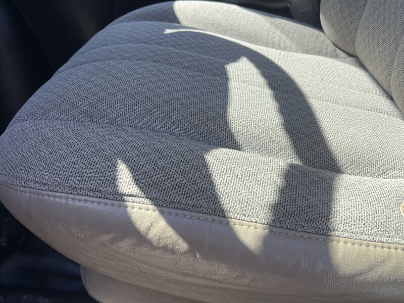 Used 2014 Chevrolet Express 2500 RWD image 10