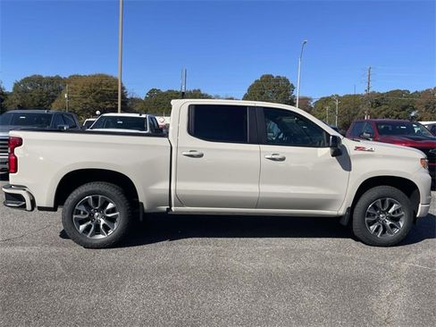 New 2026 Chevrolet Silverado 1500 RST image 2