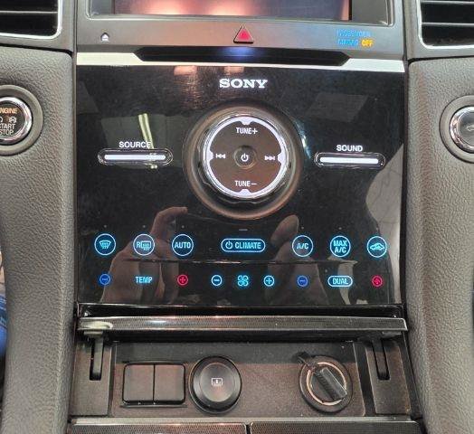 Used 2015 Ford Taurus SHO w/ Equipment Group 401A AWD/4WD image 27