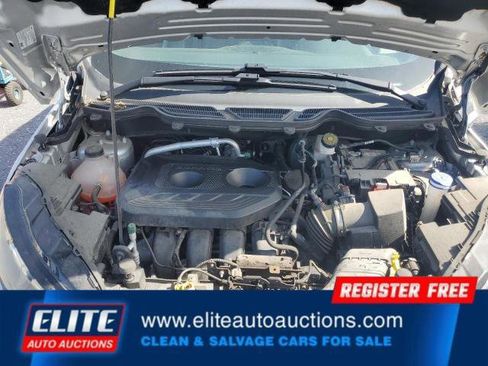 Used 2021 Ford EcoSport SES image 24