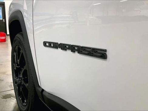 New 2026 Jeep Compass Latitude image 48