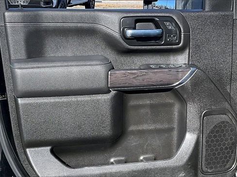 Used 2022 Chevrolet Silverado 3500 LTZ image 21