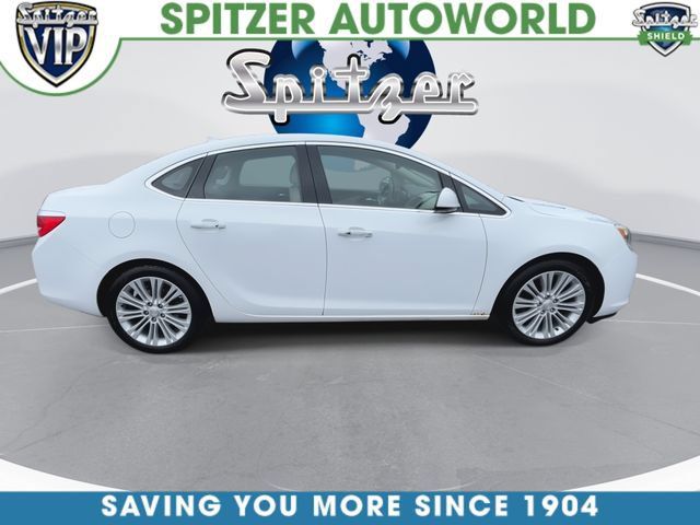 Used 2013 Buick Verano FWD image 9