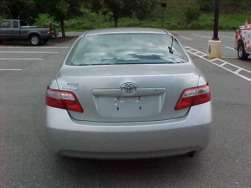 Used 2009 Toyota Camry FWD image 37