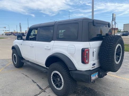 Used 2023 Ford Bronco Outer Banks w/ Sasquatch Package AWD/4WD image 5