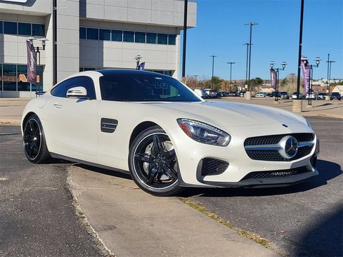 Used 2017 Mercedes-Benz AMG GT Coupe image 2