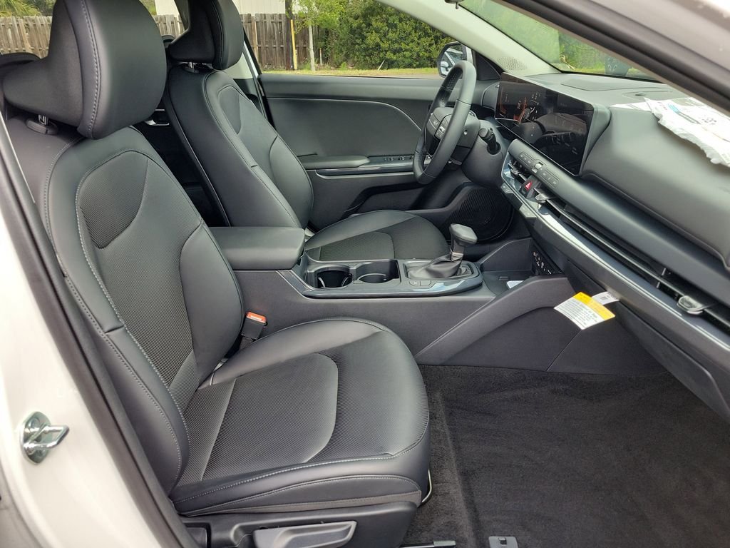 New 2026 Kia K4 EX FWD image 7