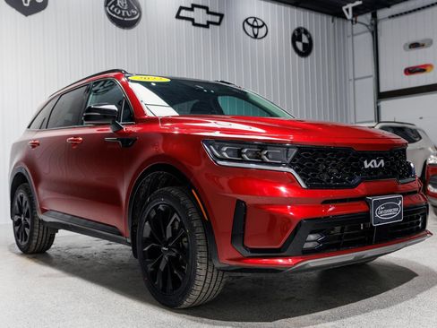 Used 2022 Kia Sorento SX image 8