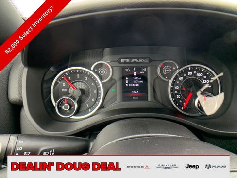 New 2026 RAM 1500 4x4 Crew Cab image 18