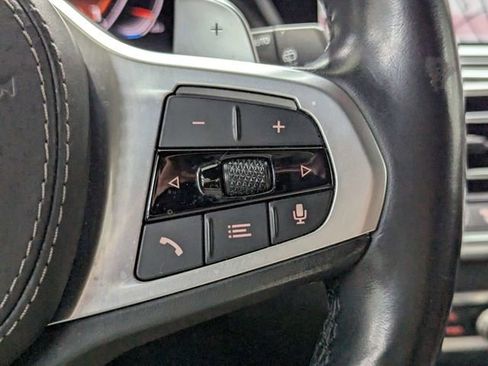 Used 2021 BMW X7 M50i AWD/4WD image 23