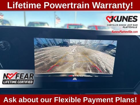 Used 2025 Chevrolet TrailBlazer LT w/ Driver Confidence Package image 16