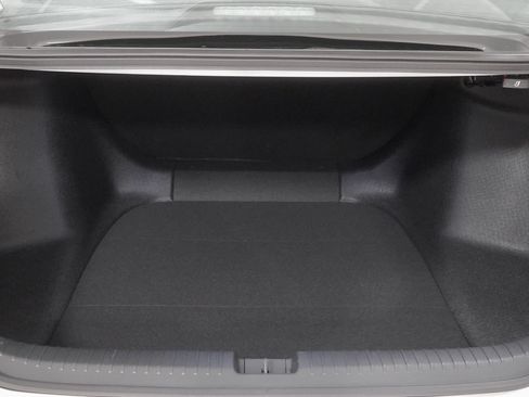 New 2026 Honda Accord LX image 9