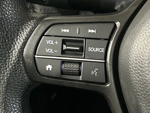 Used 2024 Honda HR-V LX image 62