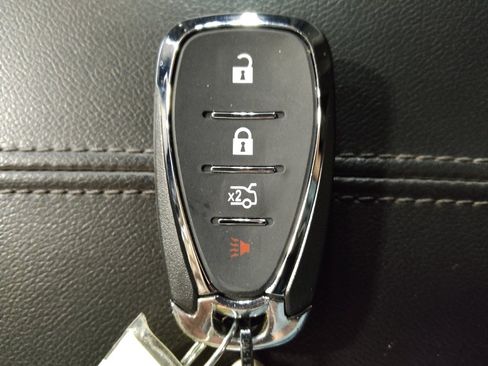 Used 2018 Chevrolet Malibu LT FWD image 32