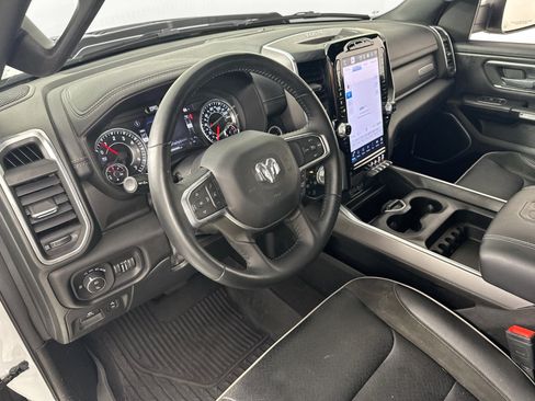 Used 2023 RAM 1500 Laramie AWD/4WD image 9