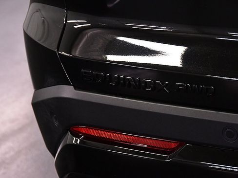 New 2026 Chevrolet Equinox RS w/ LPO, Floor Liner Package image 10