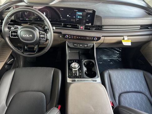 New 2026 Kia Carnival SX image 14