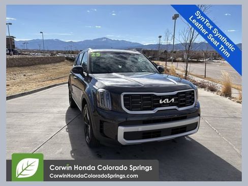 Used 2025 Kia Telluride S image 1