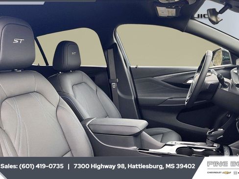 New 2026 Buick Envista Sport Touring w/ Convenience I Package FWD image 6